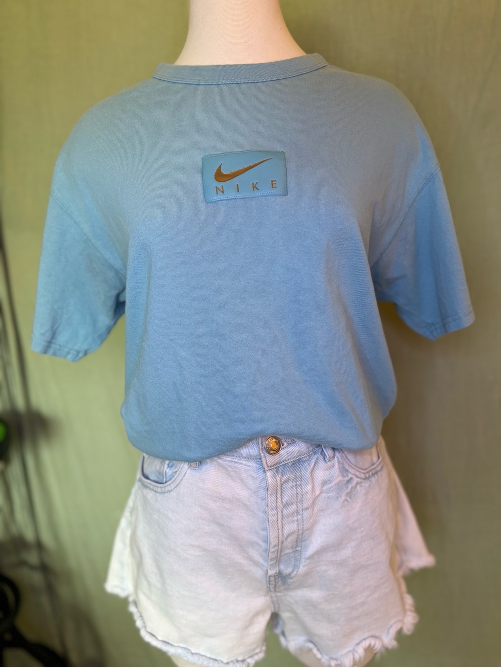 Nike Short Sleeve Tee with Logo Patch
